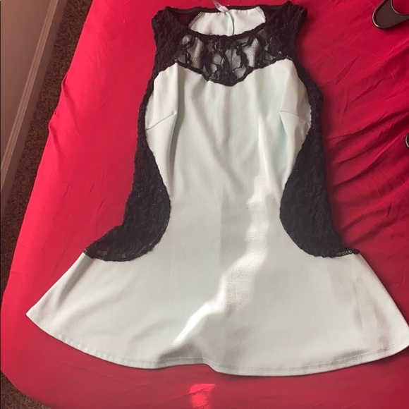 Cute lace shirt - Picture 1 of 1